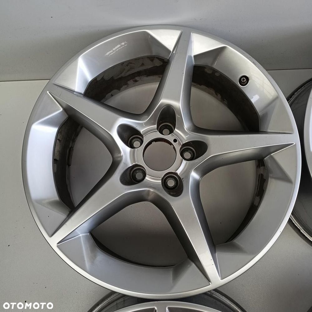 Alufelgi 5x110 18 Opel Zafira Meriva Astra 4szt (H620) - 2