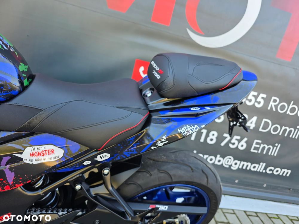 Suzuki GSX - 9