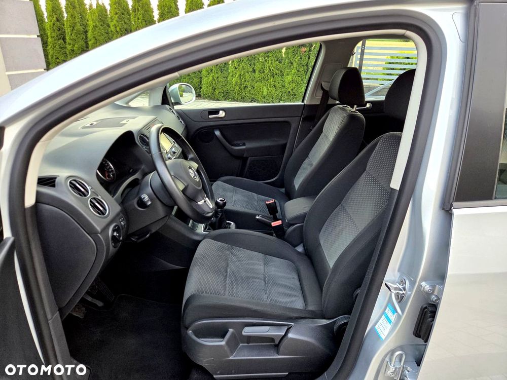 Volkswagen Golf Plus - 14