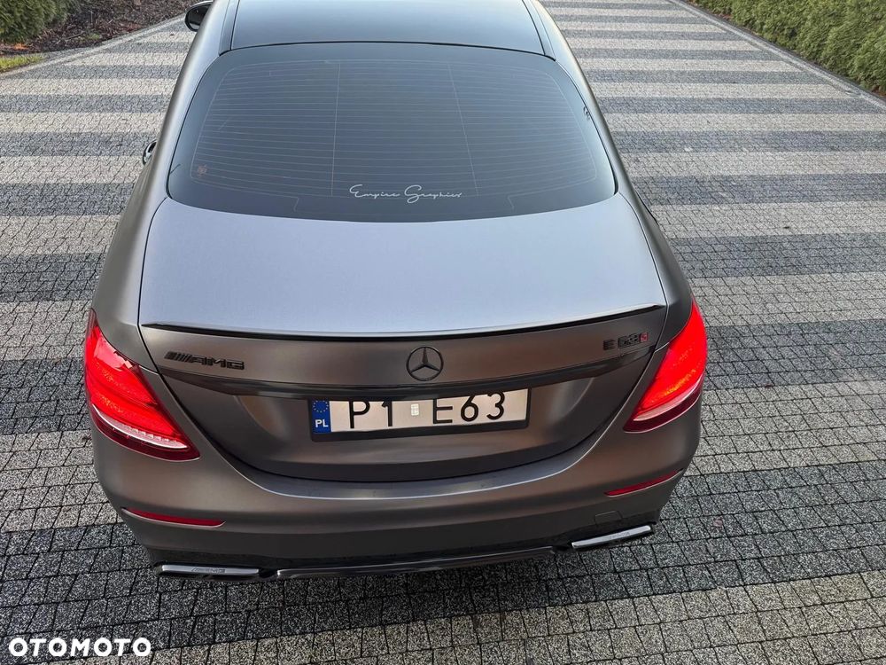 Mercedes-Benz Klasa E AMG 63 S 4Matic+ AMG Speedshift MCT-9G - 5