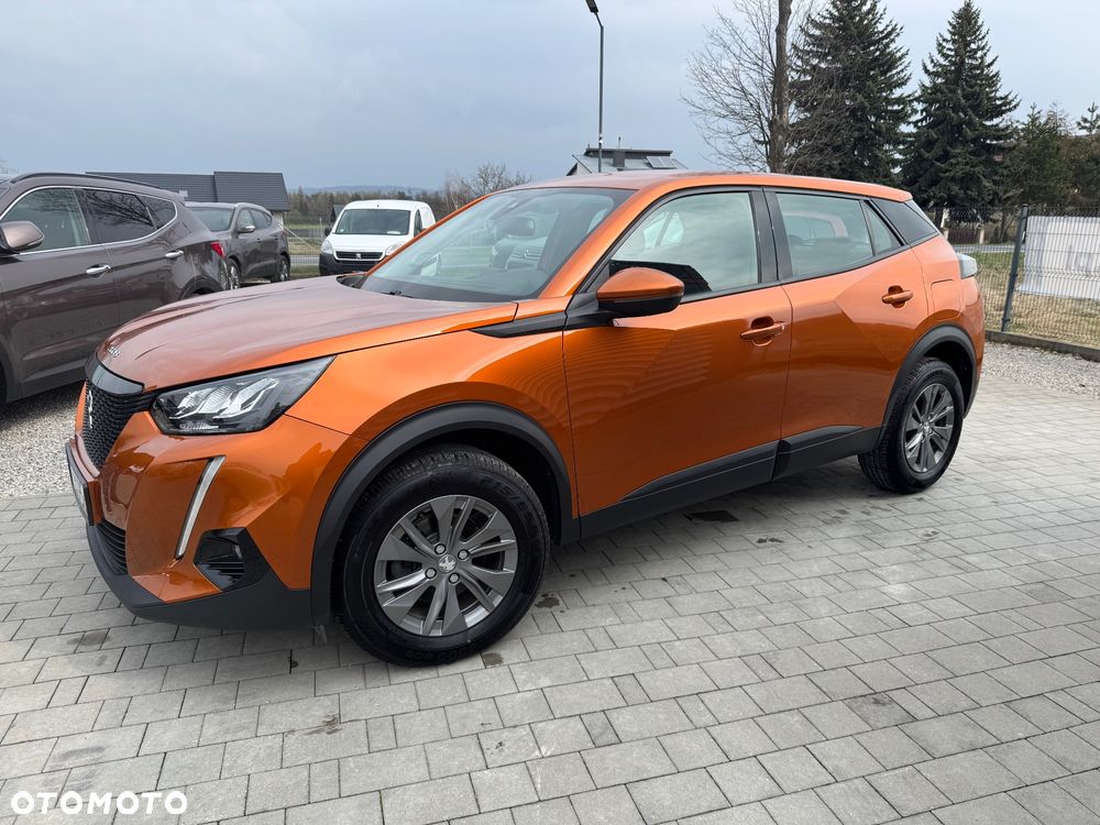 Peugeot 2008 1.2 PureTech Active S&S EAT8 - 8