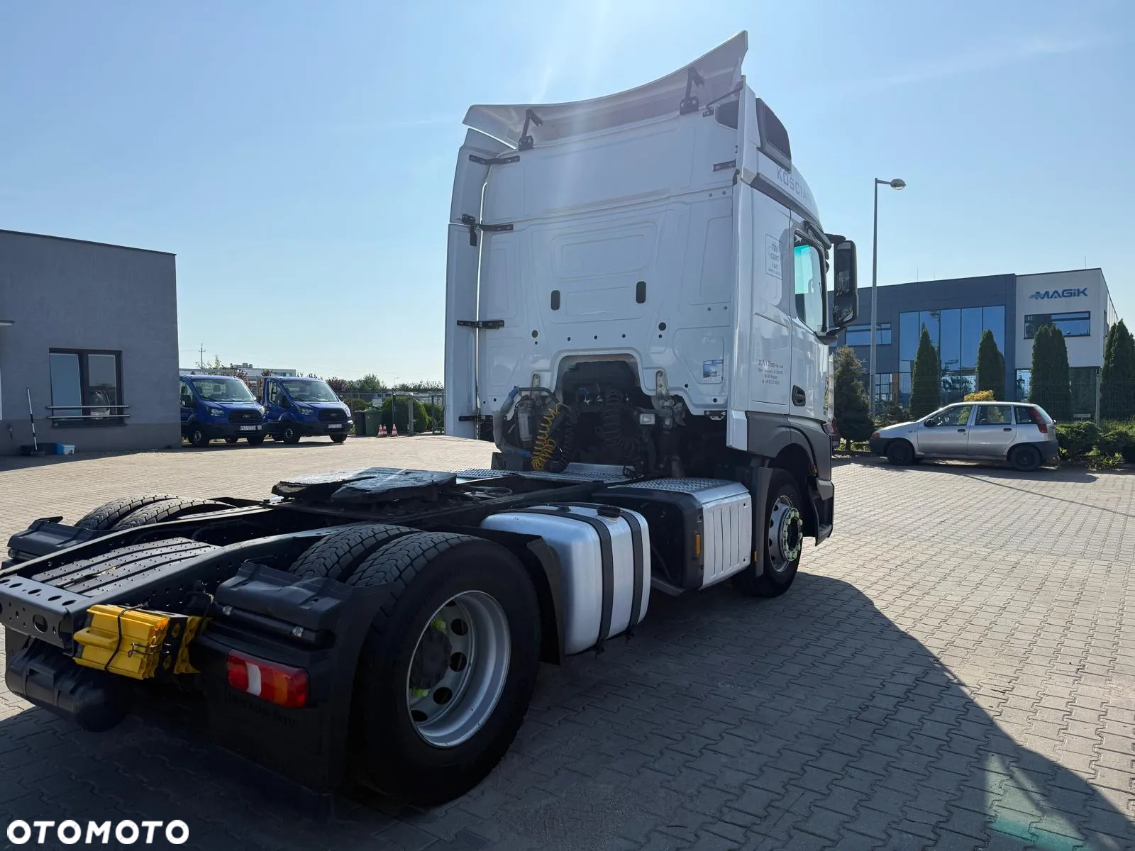 Mercedes-Benz Actros - 7
