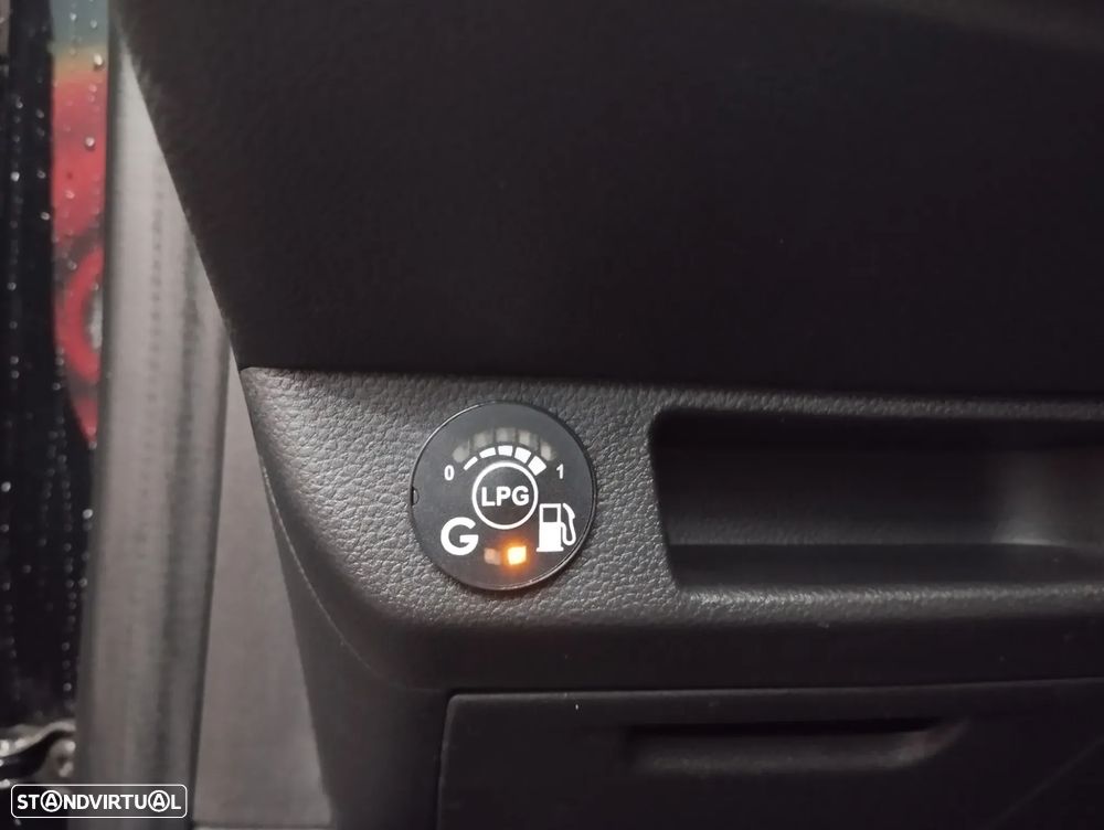 Renault Clio 1.0 TCe Evolution Bi-Fuel - 19