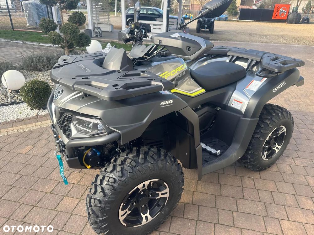 CFMoto CForce - 9