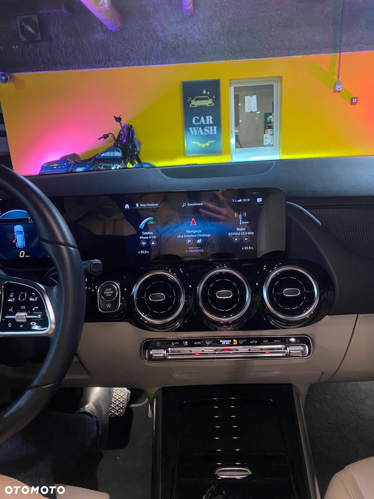 Mercedes-Benz GLA 200 - 15