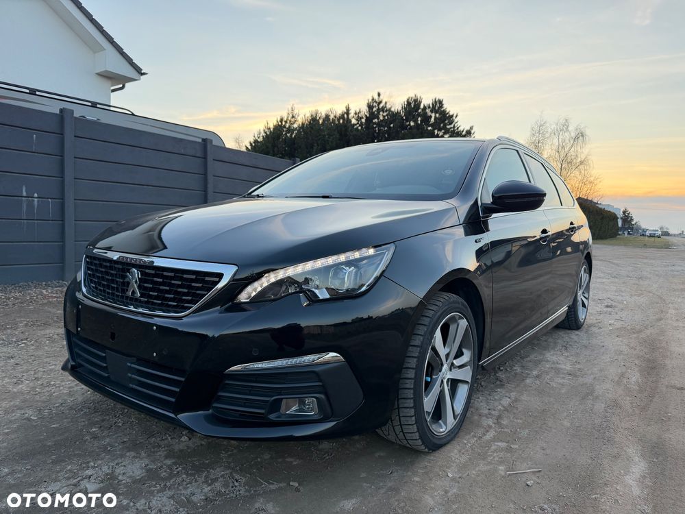 Peugeot 308 PureTech 130 GPF EAT8 Stop & Start GT Pack - 2