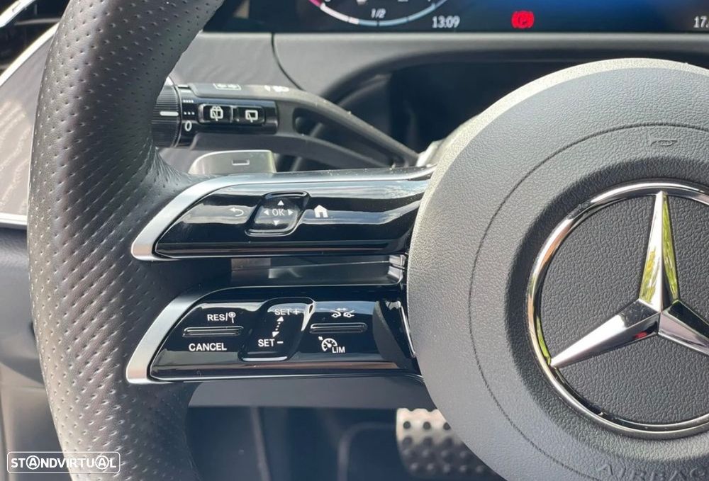 Mercedes-Benz E 300 de - 28