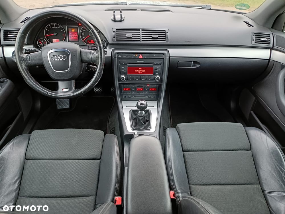 Audi A4 Limousine 1.8 T - 35