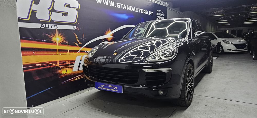 Porsche Cayenne Standard - 4