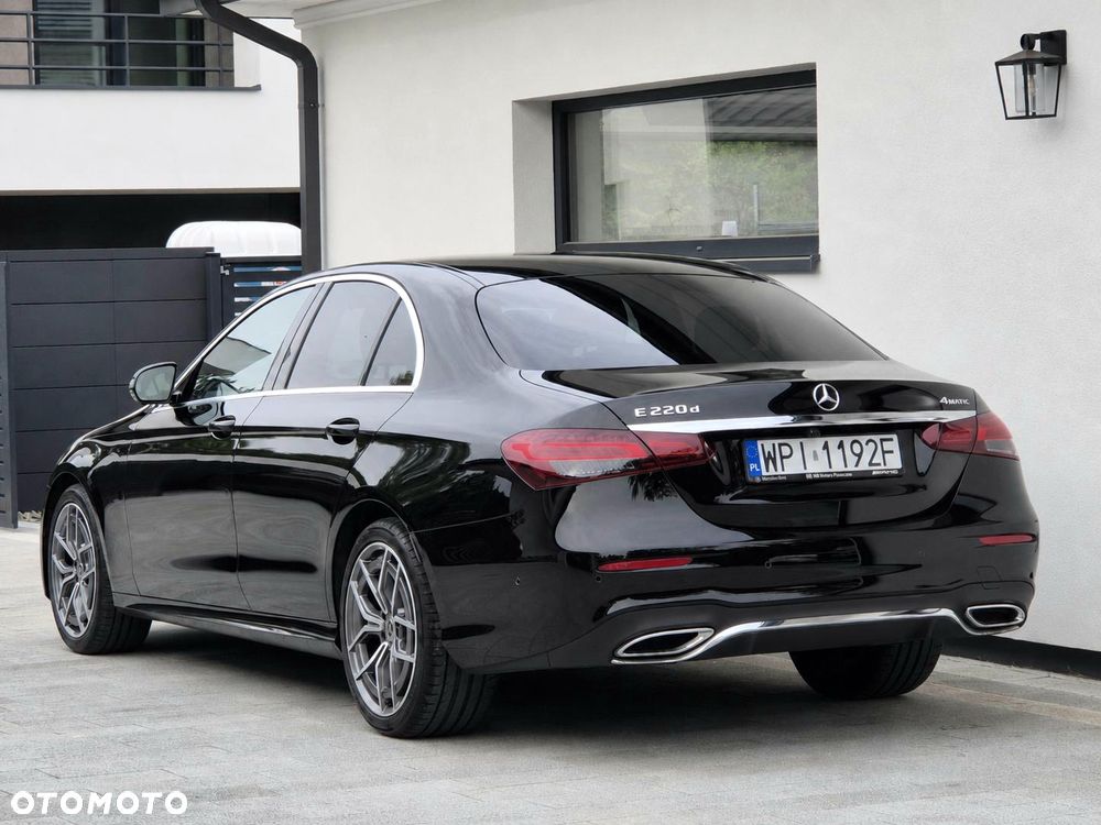 Mercedes-Benz Klasa E 220 d 4Matic 9G-TRONIC AMG Line - 15
