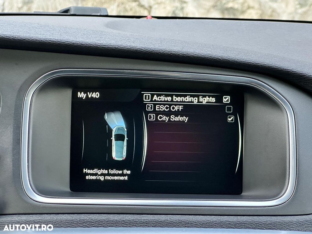 Volvo V40 D2 RDesign - 32