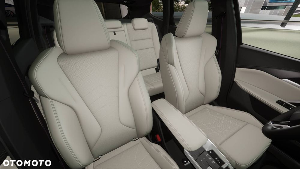 BMW X1 xDrive23i mHEV M Sport - 12