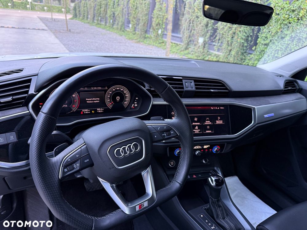 Audi Q3 Sportback 40 TFSI Quattro S-Line S tronic - 13