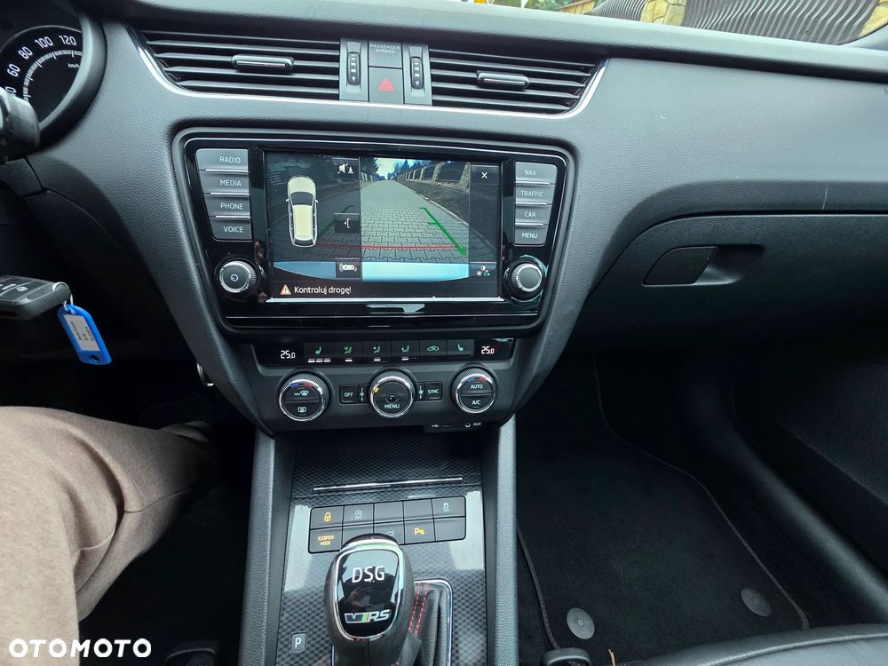 Skoda Octavia 2.0 TDI 4x4 DSG RS - 11