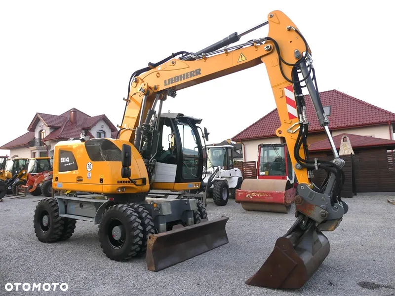 Liebherr A914 Compact / z Niemiec / 7740mtg / - 2