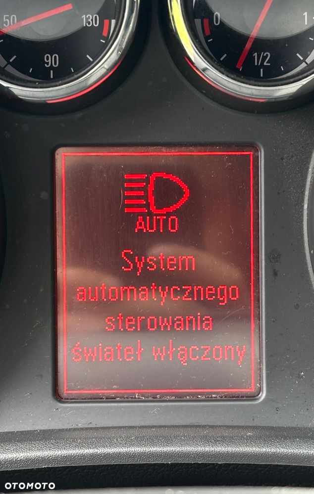 Opel Astra - 14