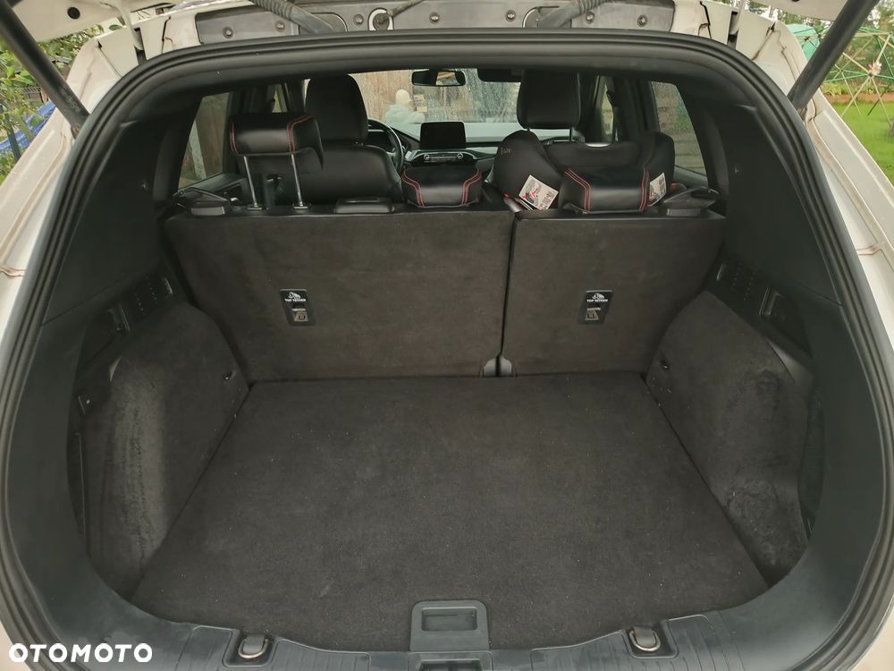 Ford Kuga 1.5 EcoBoost FWD ST-Line X - 19