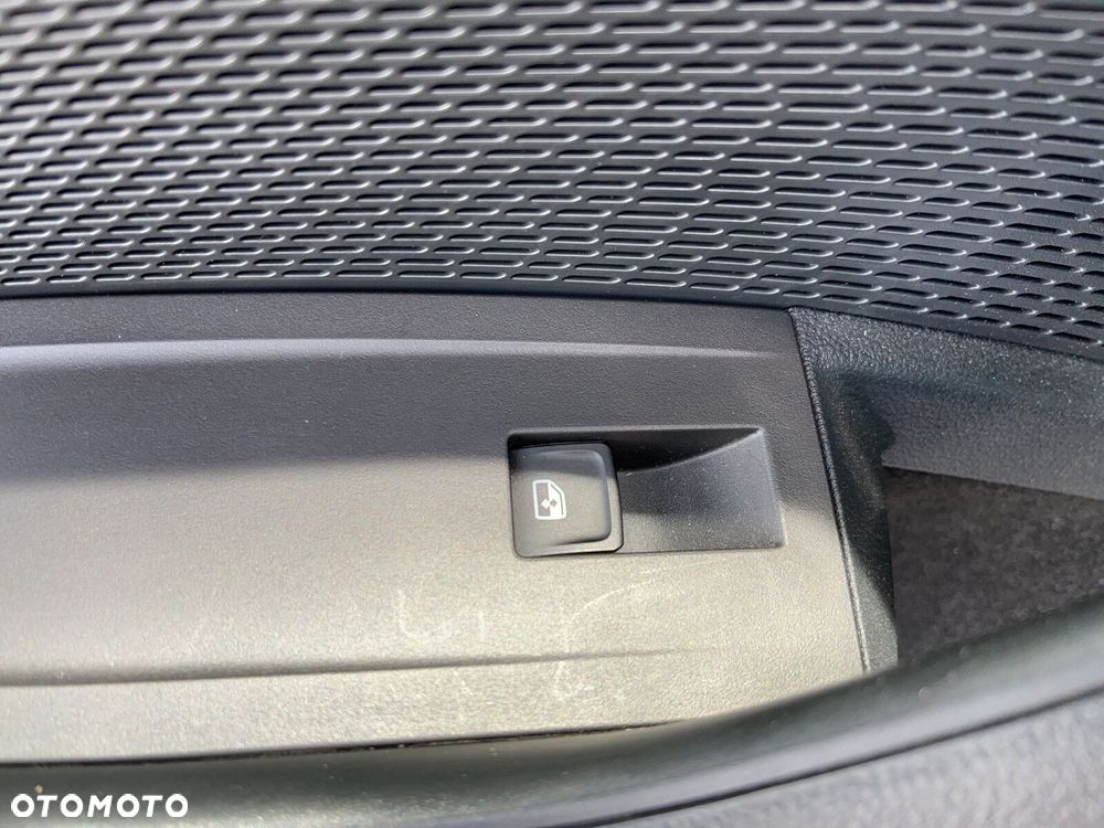 Skoda Octavia 2.0 TDI Sportline - 13