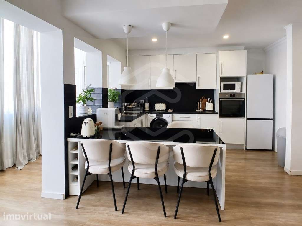 Apartamento T2 remodelado no Centro de Loulé - Grande imagem: 4/22