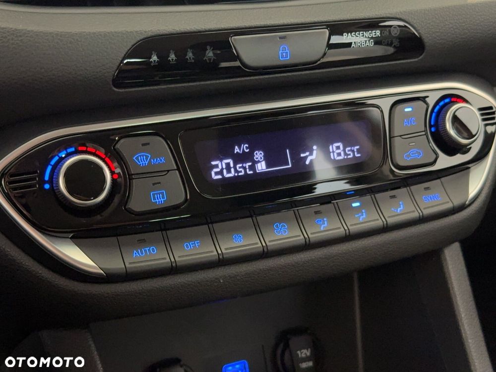 Hyundai i30 1.5 T-GDI 48V Comfort - 28