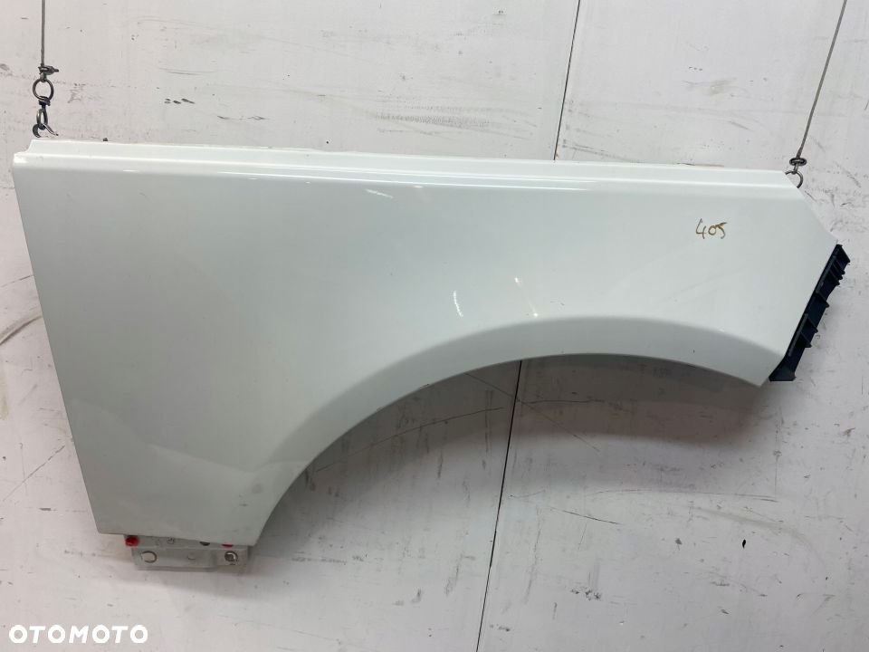 Range Rover Vogue L405 blotnik prawy