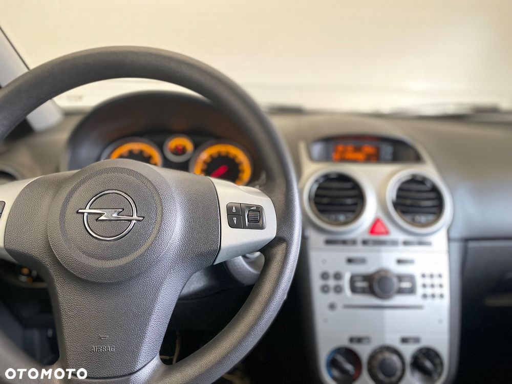 Opel Corsa 1.2 16V Enjoy - 20