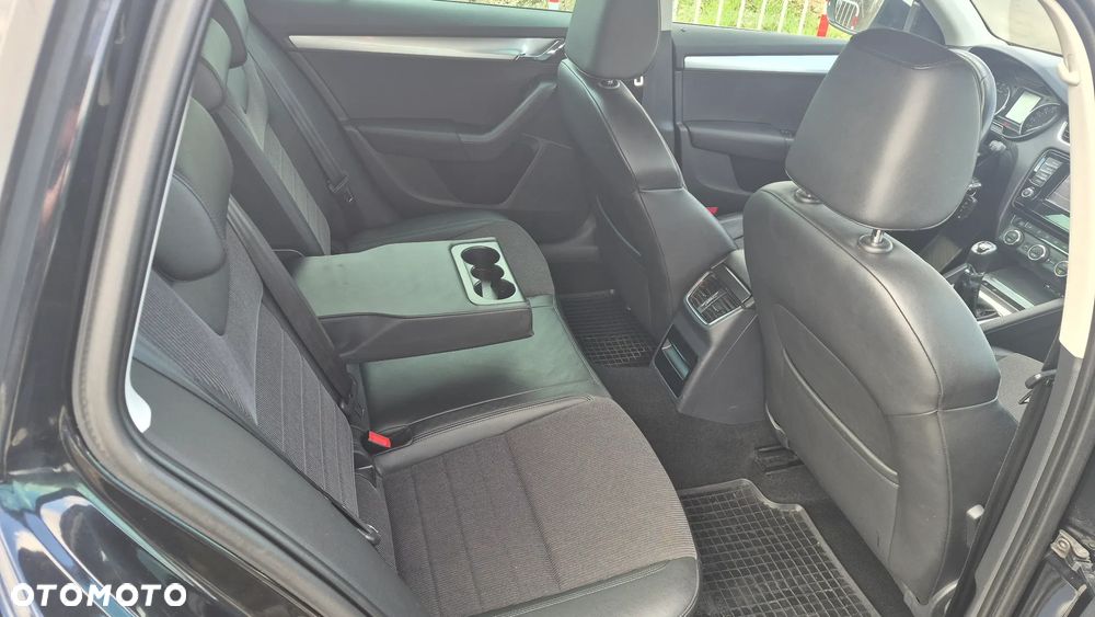 Skoda Octavia 2.0 TDI Green tec Edition - 8
