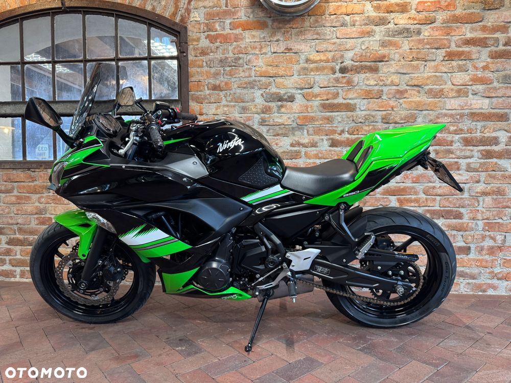 Kawasaki Ninja - 4