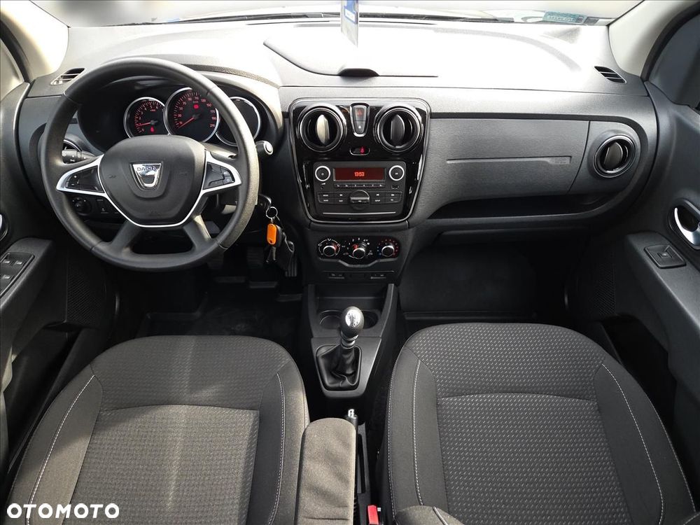 Dacia Lodgy 1.5 Blue dCi Laureate S&S EU6d - 14