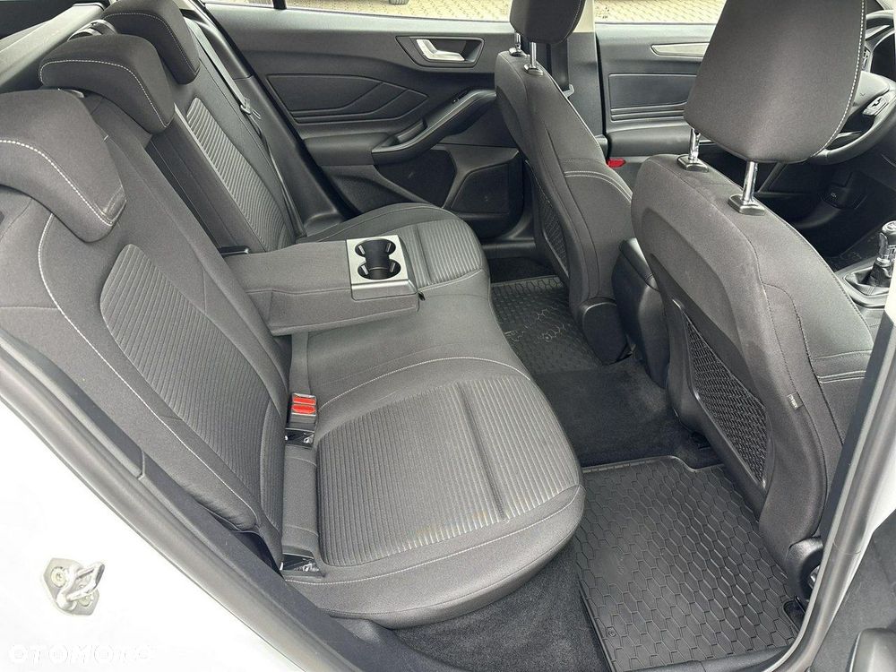 Ford Focus 1.0 EcoBoost Titanium - 15