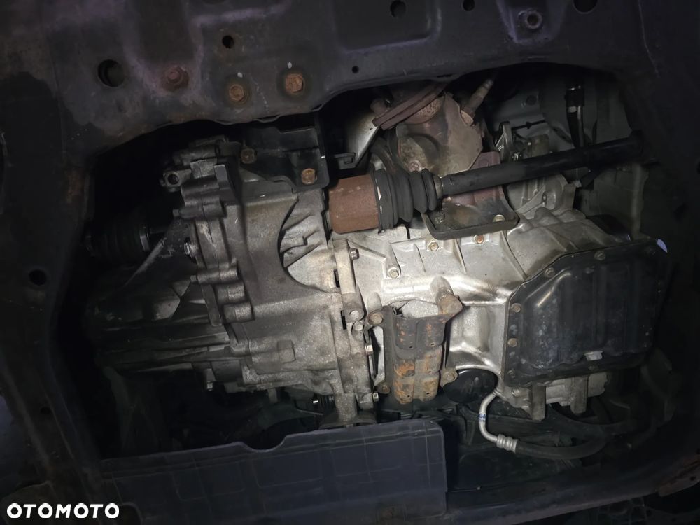 Kia Ceed - 38