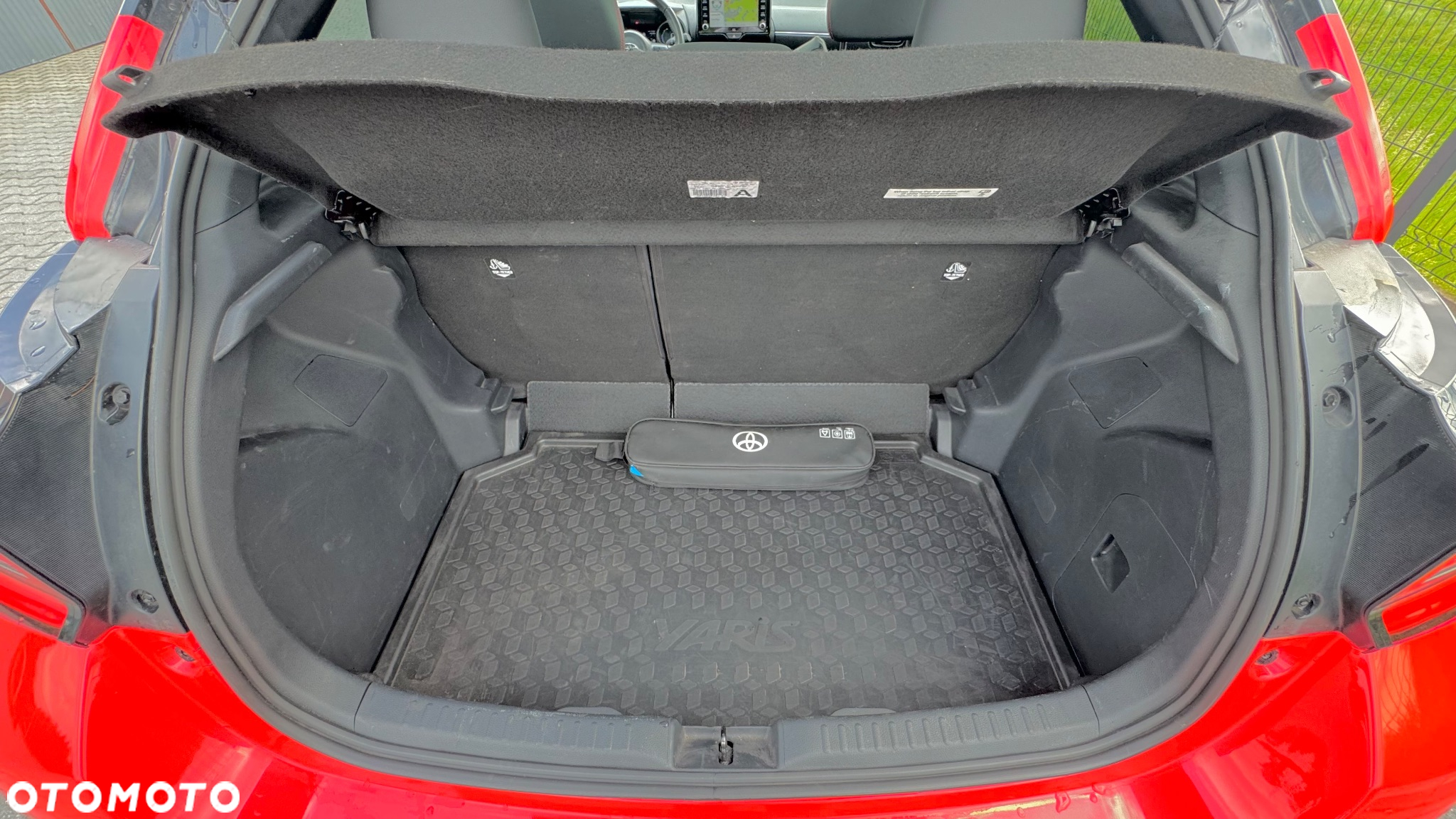 Toyota Yaris Hybrid 1.5 Executive - 25