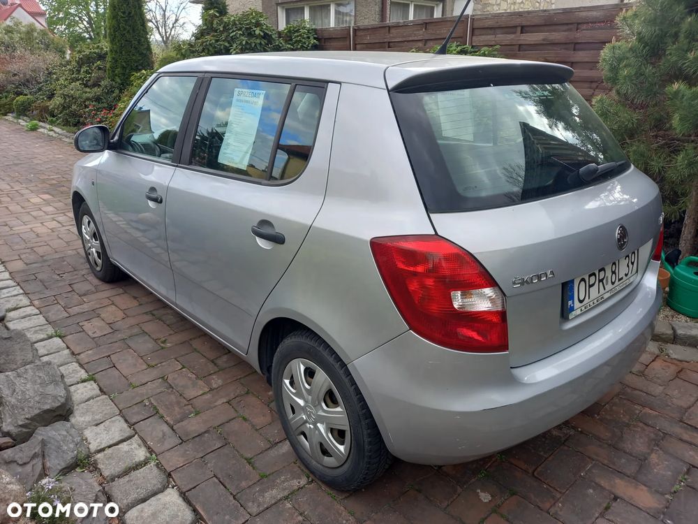 Skoda Fabia - 4