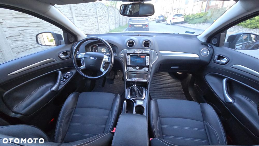 Ford Mondeo 2.5 Titanium - 3