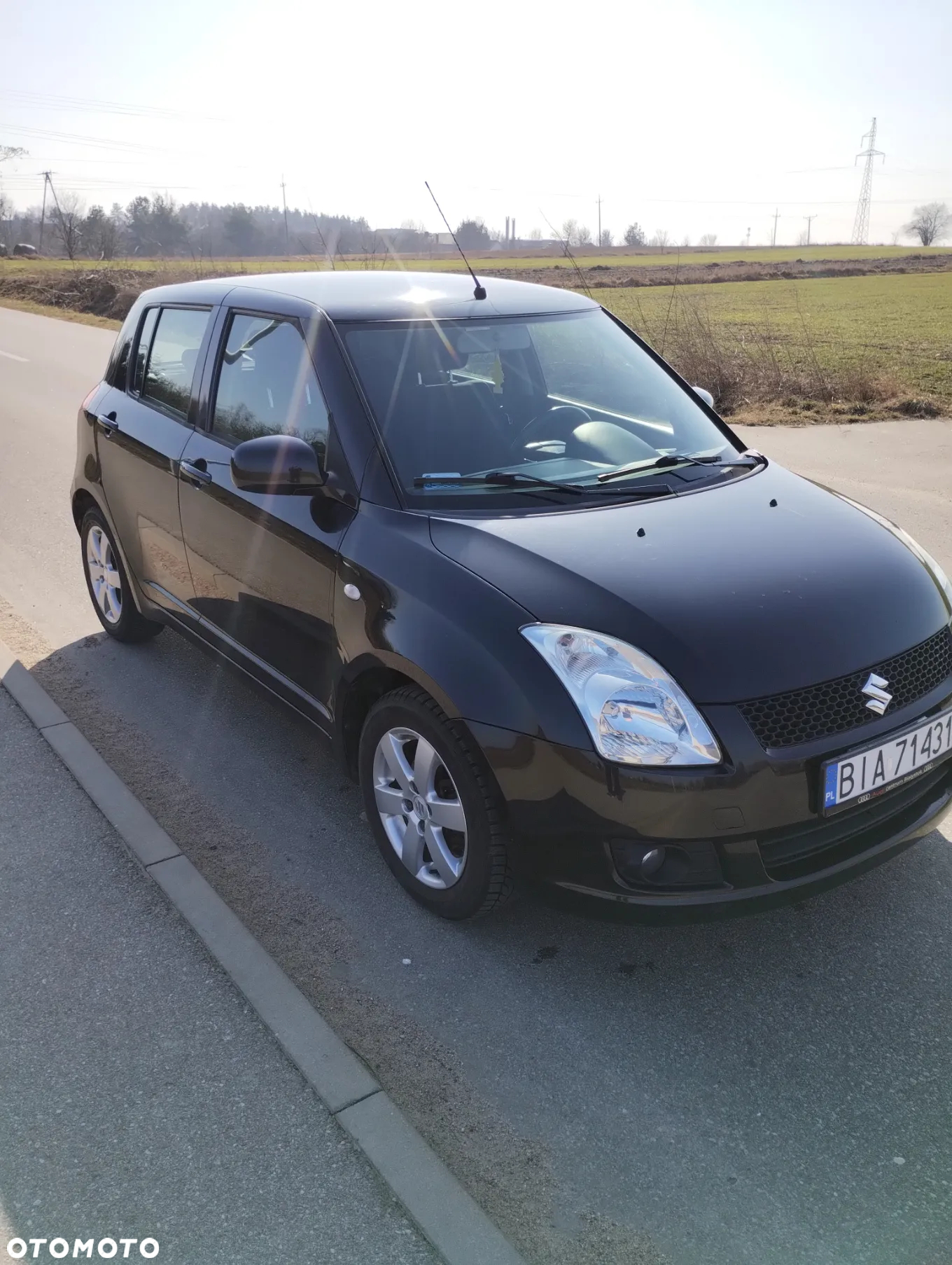 Suzuki Swift 1.3 Black and White - 7