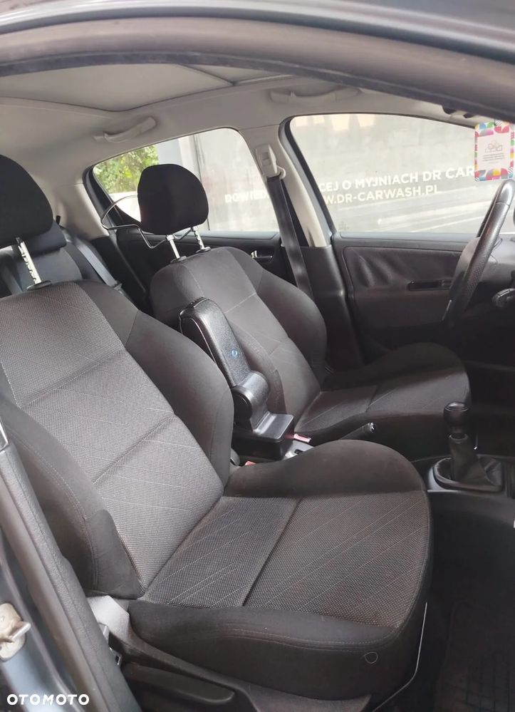 Peugeot 207 1.6 HDi - 7