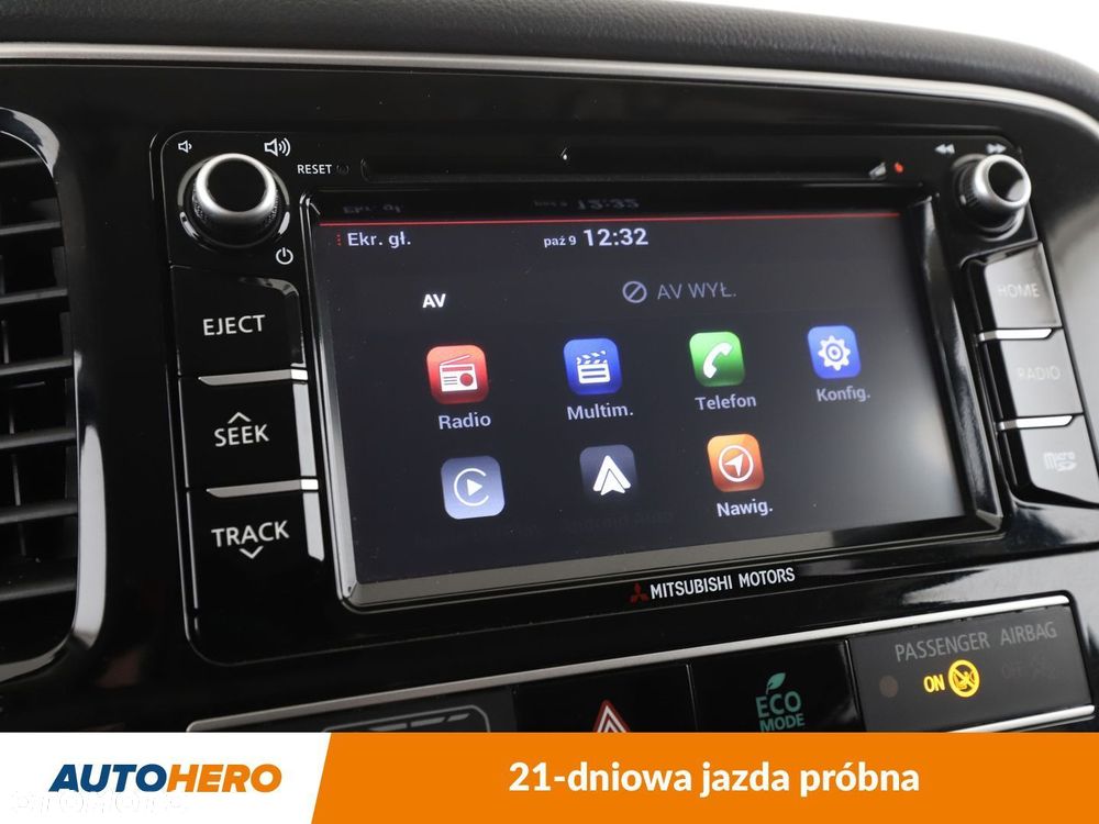 Mitsubishi Outlander - 21