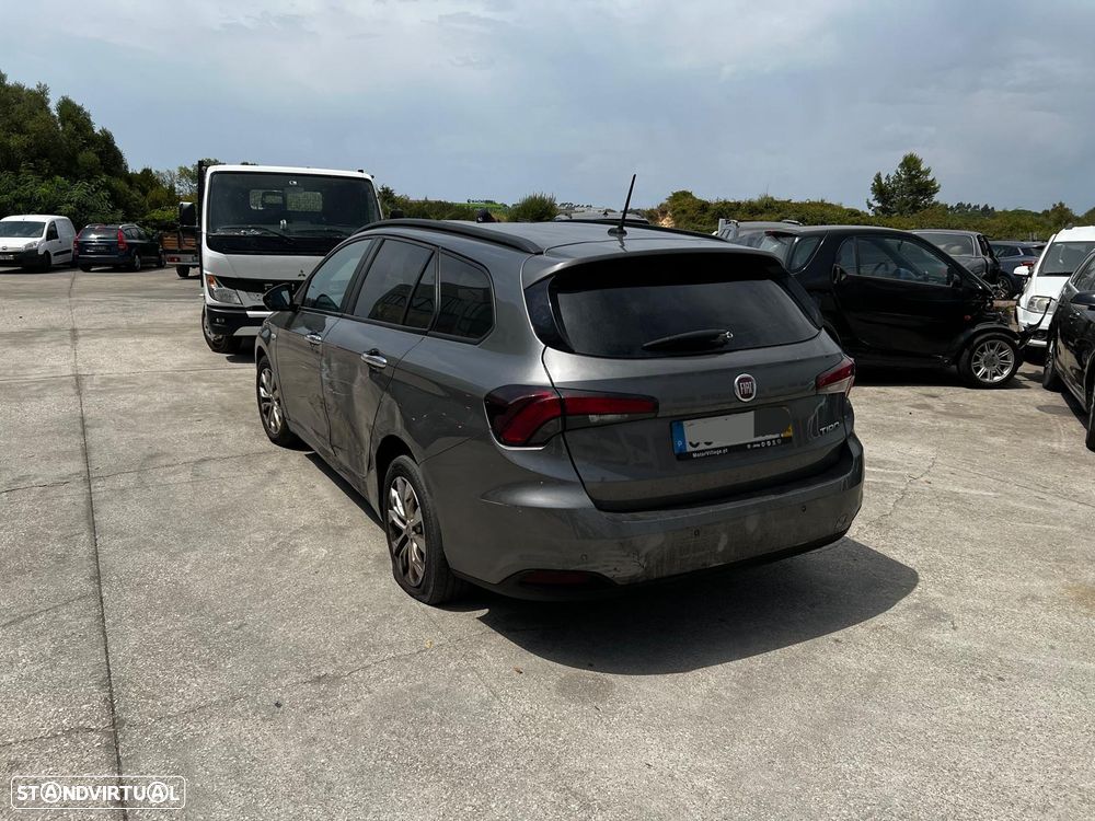 Fiat Tipo 2019 para peças motor avariado - 6