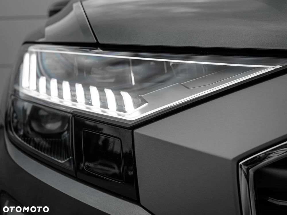 Audi Q8 - 5