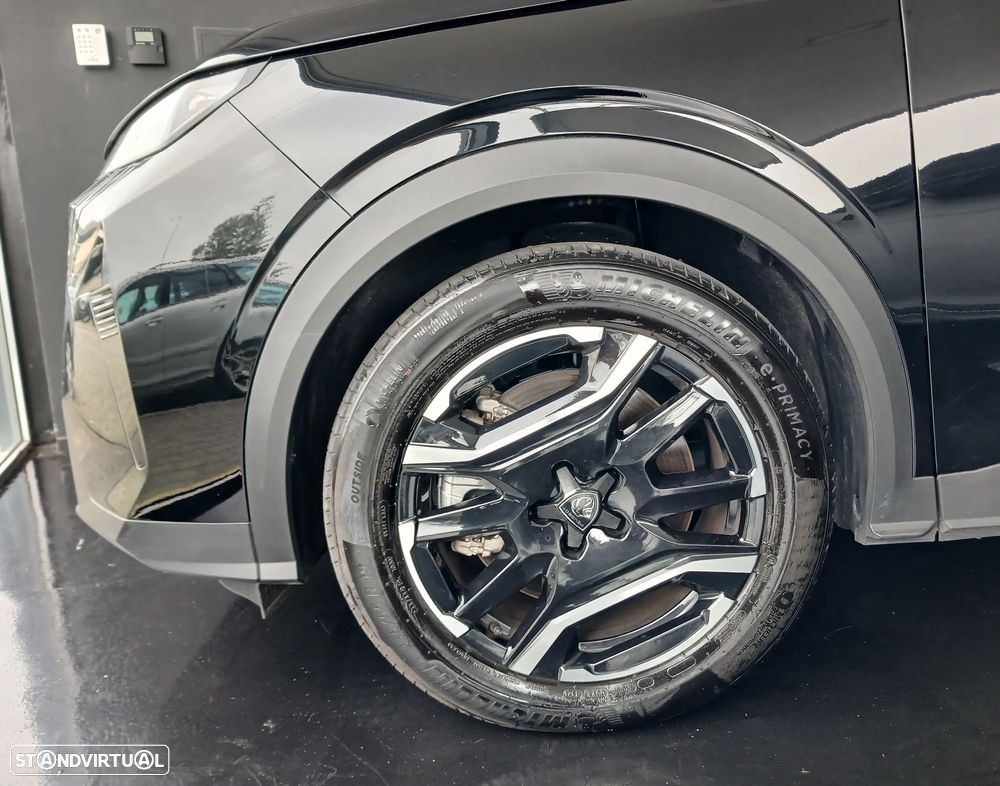 Peugeot E-5008 73 kWh Allure - 29