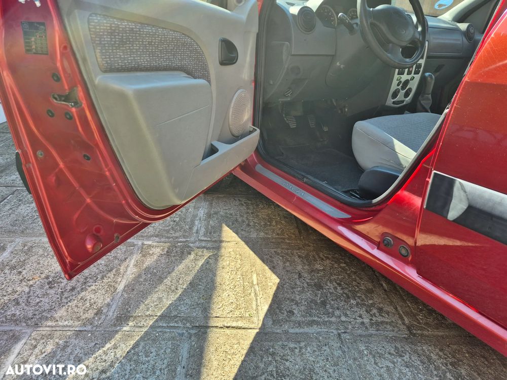 Dacia Logan MCV 1.6 Laureate - 9