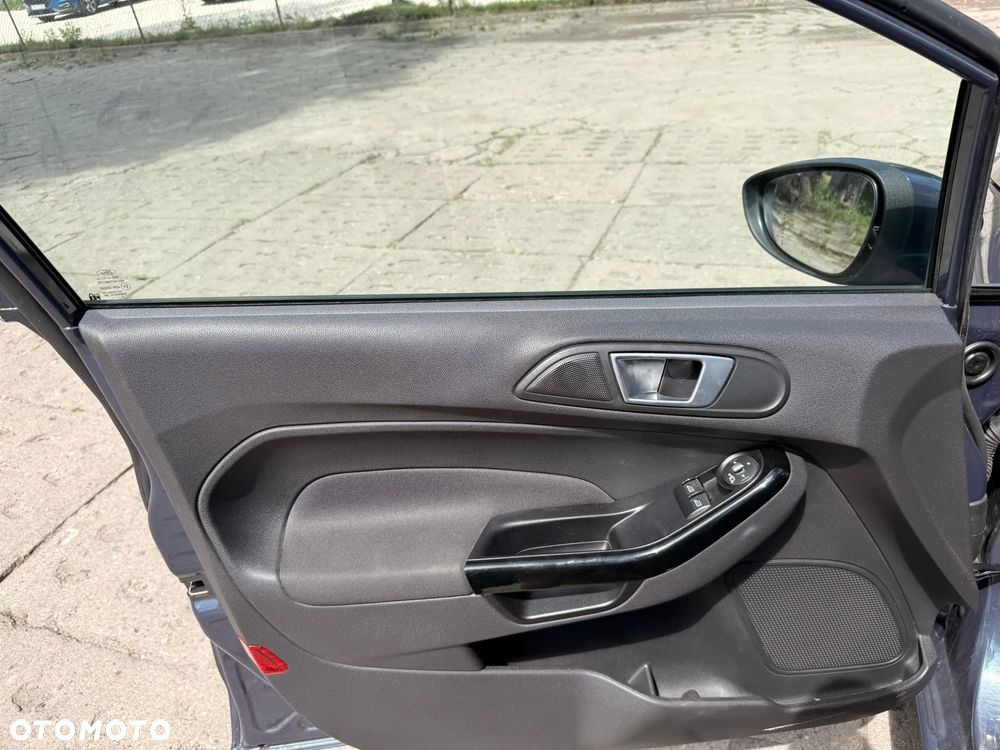 Ford Fiesta - 8