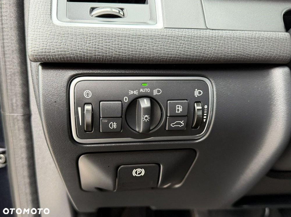 Volvo XC 60 D4 Summum - 32