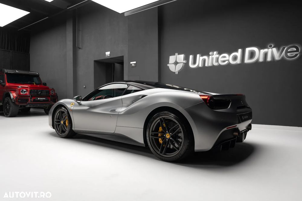 Ferrari 488 GTB - 8