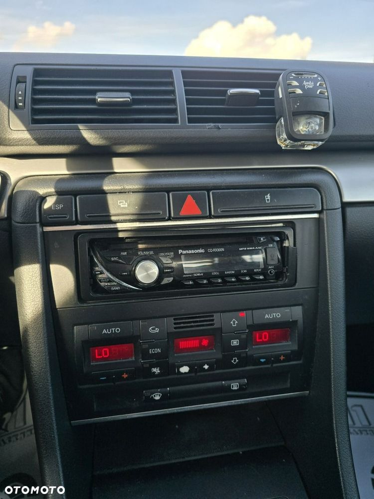 Audi A4 Limousine - 23