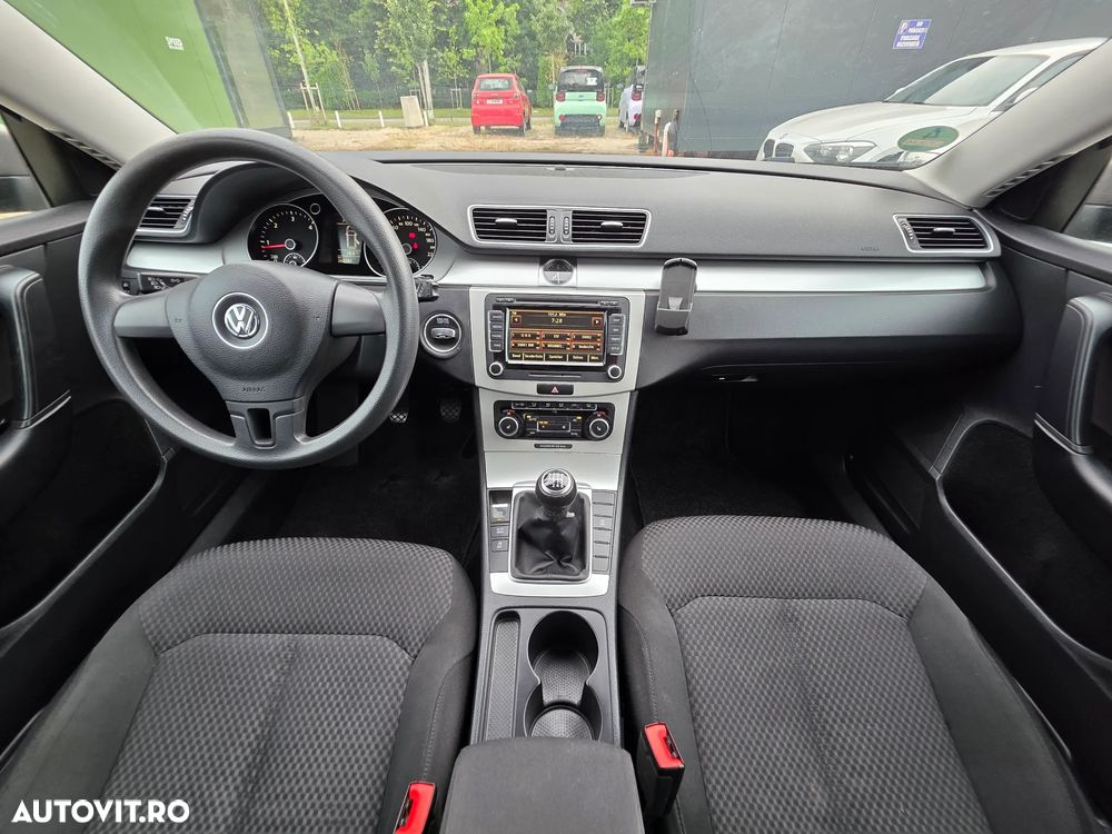 Volkswagen Passat 1.9 TDI DPF Comfortline - 5