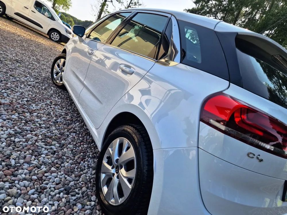 Citroën C4 Picasso - 24