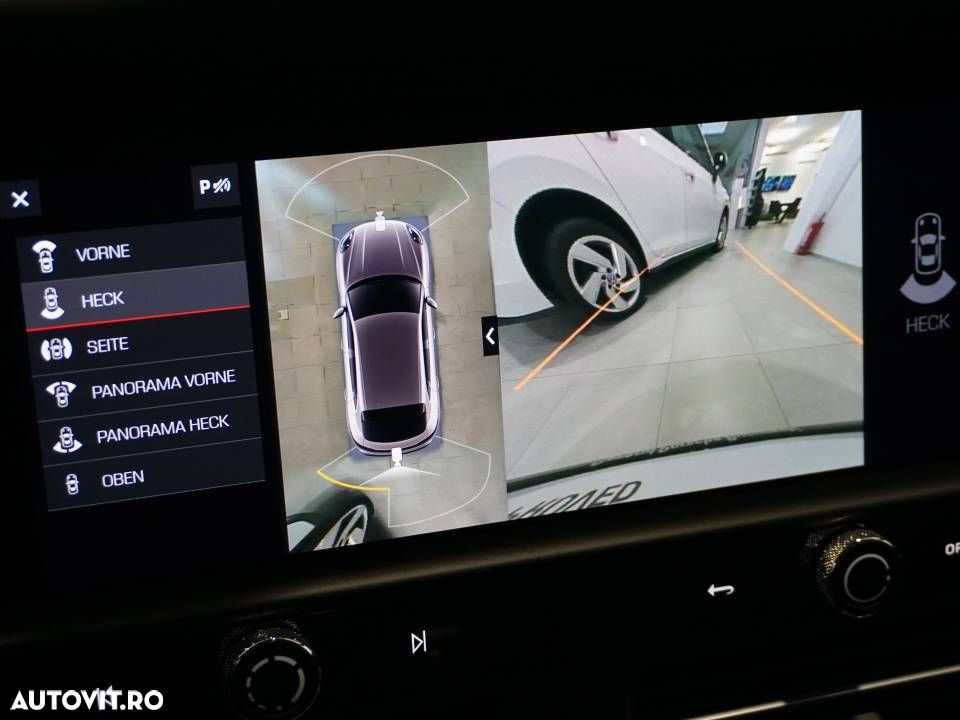 Porsche Macan T - 23