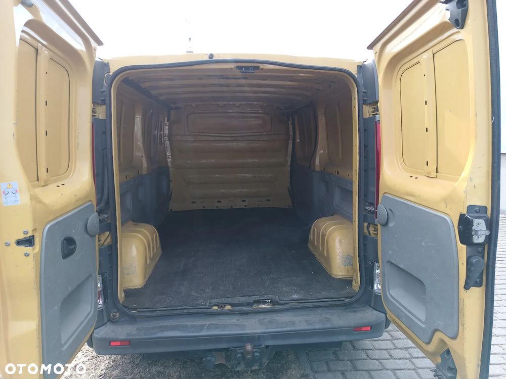 Renault TRAFIC - 4
