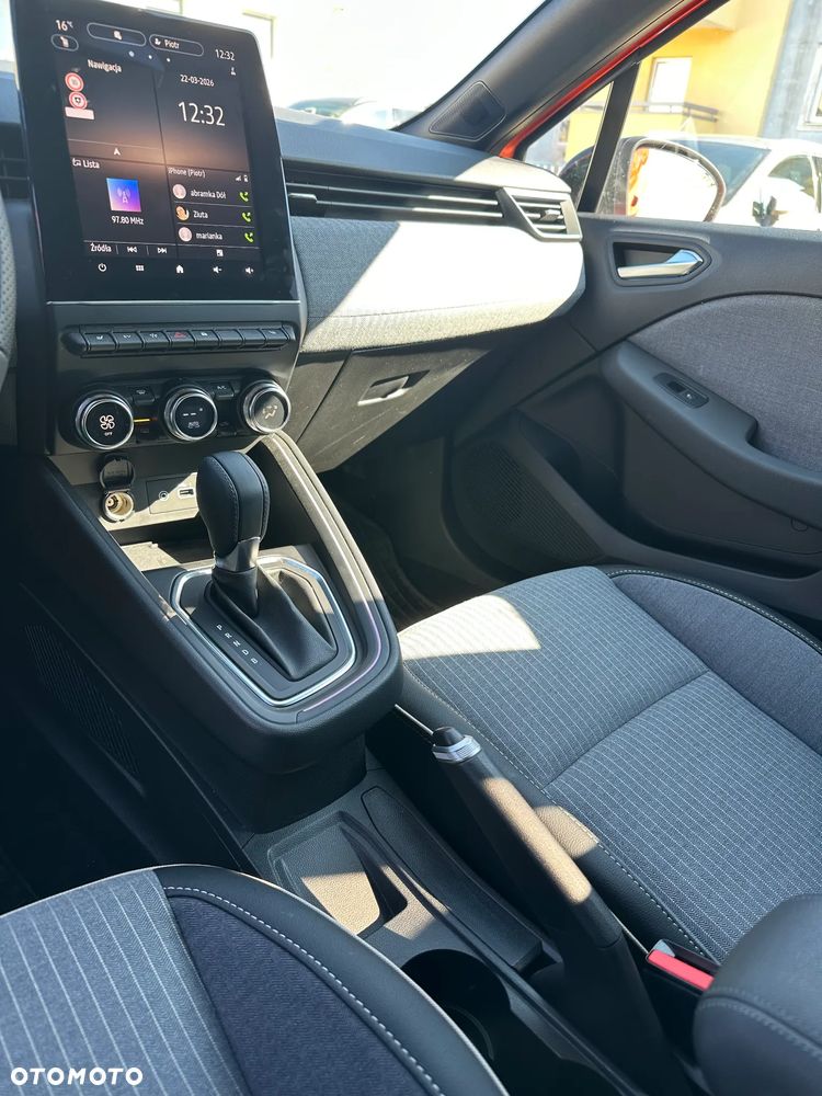 Renault Clio 1.6 E-TECH Techno - 27